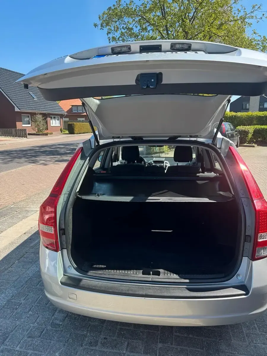 Gebraucht Kia Ceed 90 PS (66 kW) 2012 Grau Kleinwagen