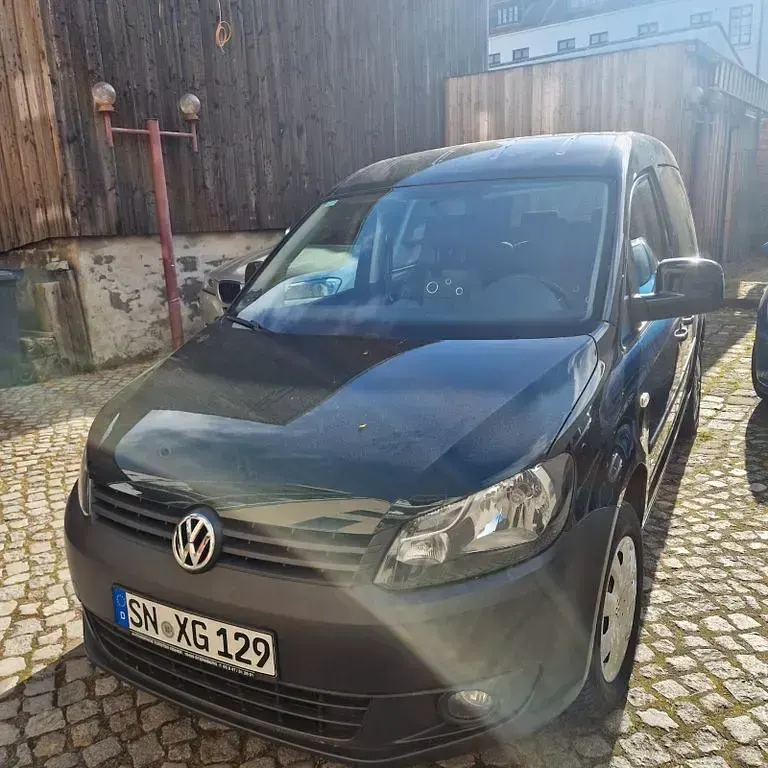 Używany VW Caddy Maxi 102 KM (75 kW) 2012 Zielony Minivan