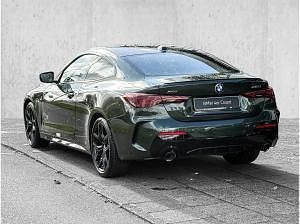 Neu BMW 430 M Sport 245 PS (180 kW) 2026 Grün (malachitgrün ii metallic) Coupé