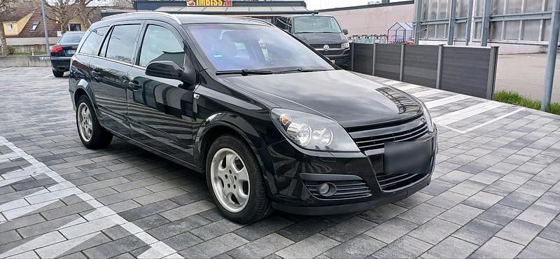 Usata Opel Astra 100 CV (73 kW) 2009 Nero Station wagon