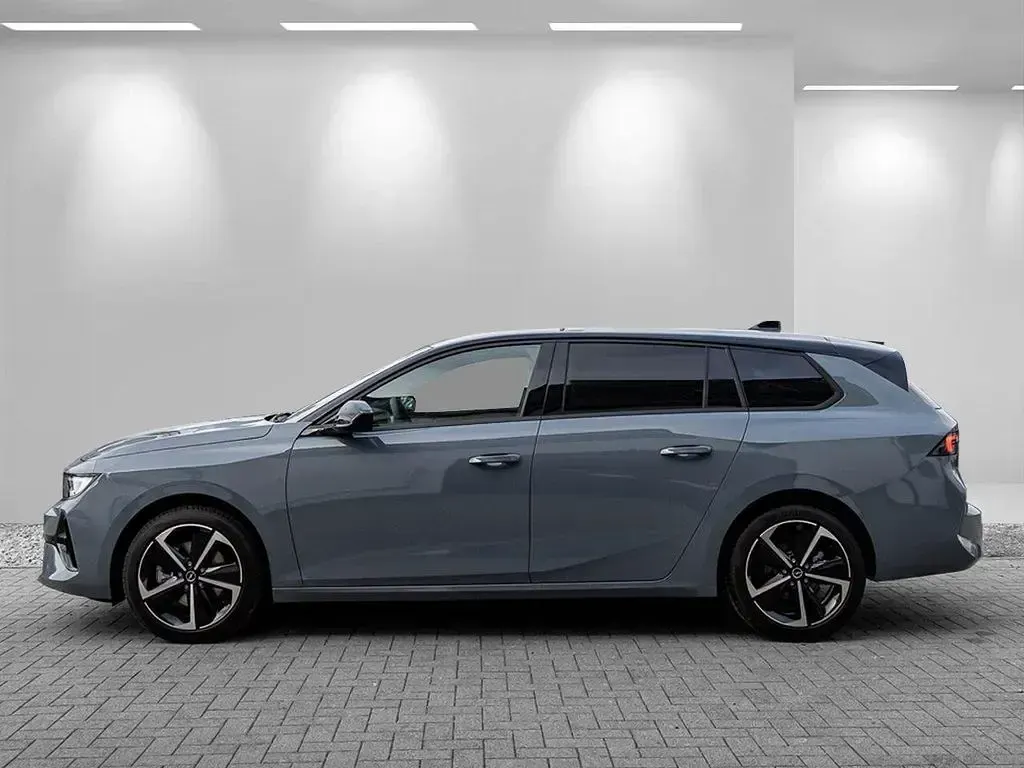 Nowe Opel Astra 131 KM (96 kW) 2026 Szary Kombi