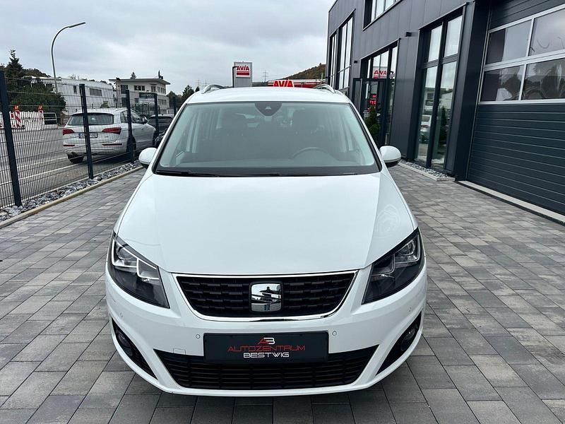 Gebraucht Seat Alhambra XCELLENCE 150 PS (110 kW) 2020 Weiß Van / Kleinbus