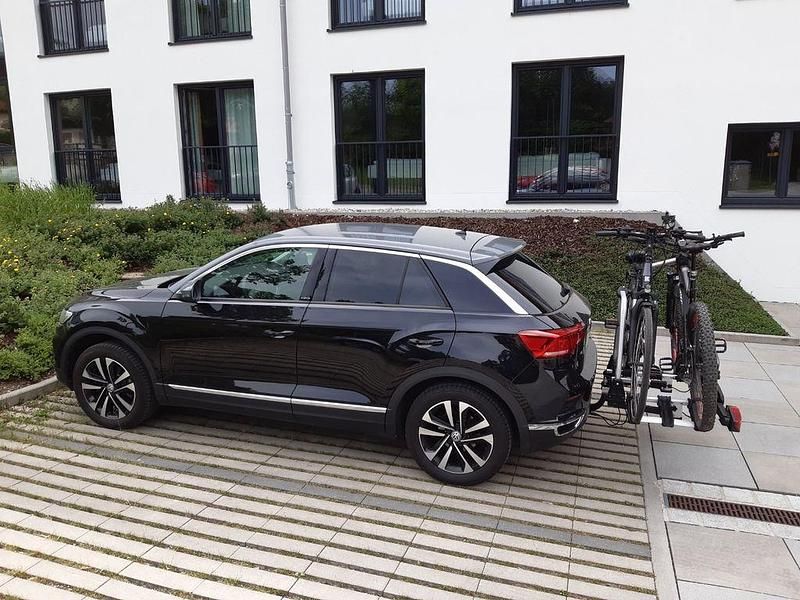 Schwarz Gebraucht 2020 VW Tiguan Comfortline SUV | 23.500 € (Guter Preis) - Bild 1/4