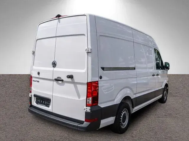 Gebraucht VW Crafter 140 PS (102 kW) 2023 Candyweiß Van