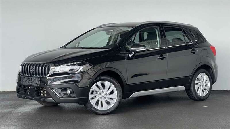 Gebraucht Suzuki SX4 S-Cross 112 PS (82 kW) 2017 Schwarz / cosmicblack / metallic SUV