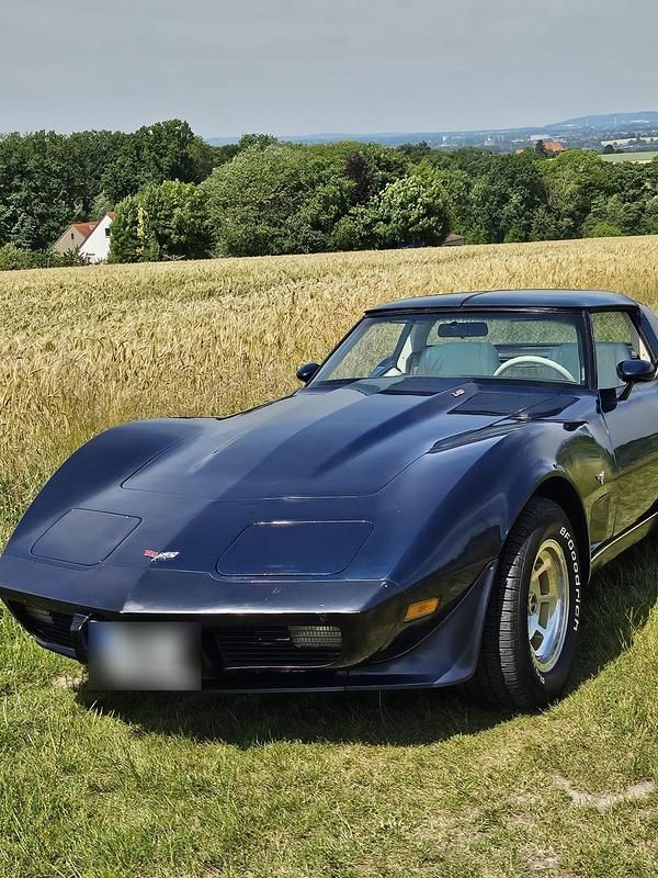 Second-hand Corvette C3 224 CP (164 kW) 1979 Albastru Cabrio