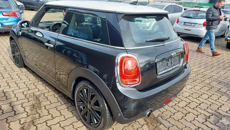 Gebraucht Mini Cooper 136 PS (100 kW) 2016 Schwarz Kleinwagen