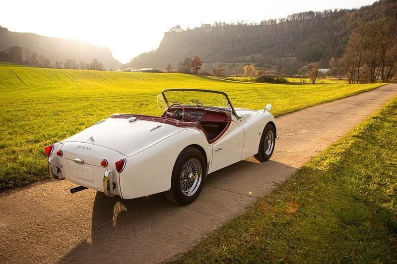Gebraucht Triumph TR3 101 PS (74 kW) 1961 Weiß Cabrio