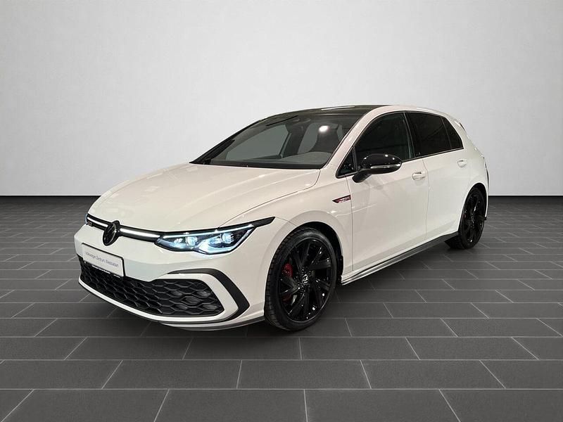 Pure white Gebraucht 2022 VW Golf VIII GTI Limousine | 28.900 € (Fairer Preis) - Bild 1/4