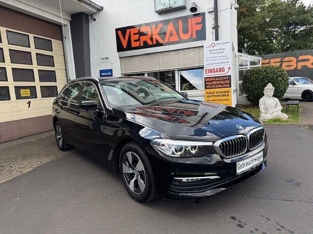 Schwarz Gebraucht 2020 BMW 520 Sport Line Kombi | 23.880 € (Fairer Preis) - Bild 1/4