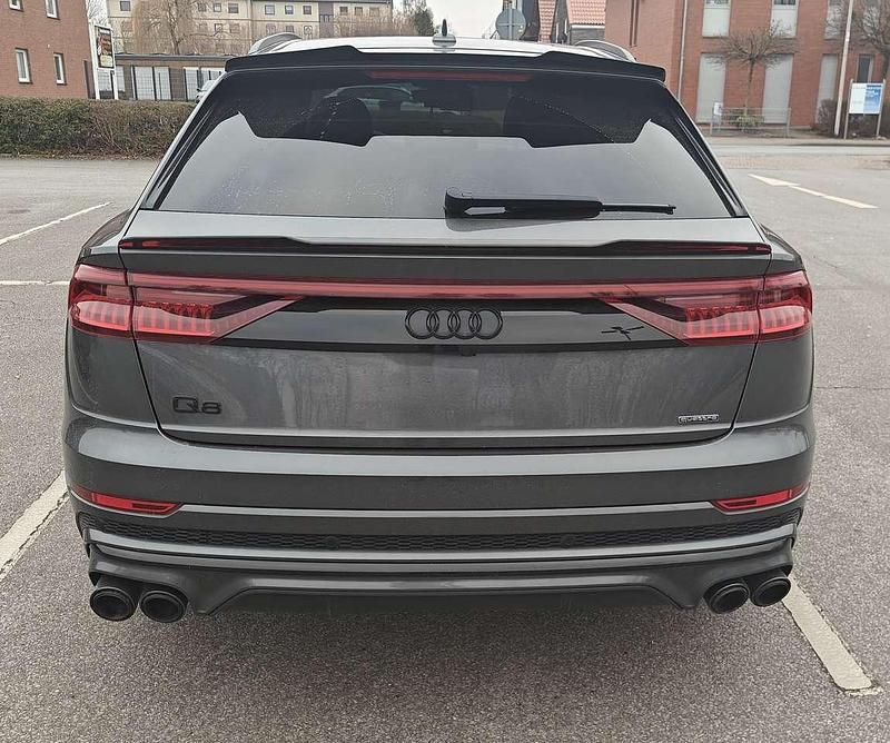 Gebraucht Audi Q8 S-Line 286 PS (210 kW) 2019 Grau SUV