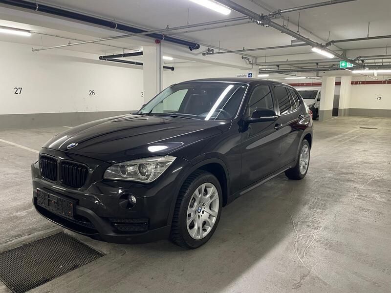 Schwarz Gebraucht 2013 BMW X1 SUV | 10.750 € (Guter Preis) - Bild 1/4