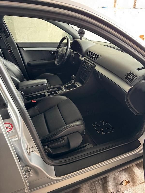 Gebraucht Audi A4 S-Line 131 PS (96 kW) 2003 Silber Kombi