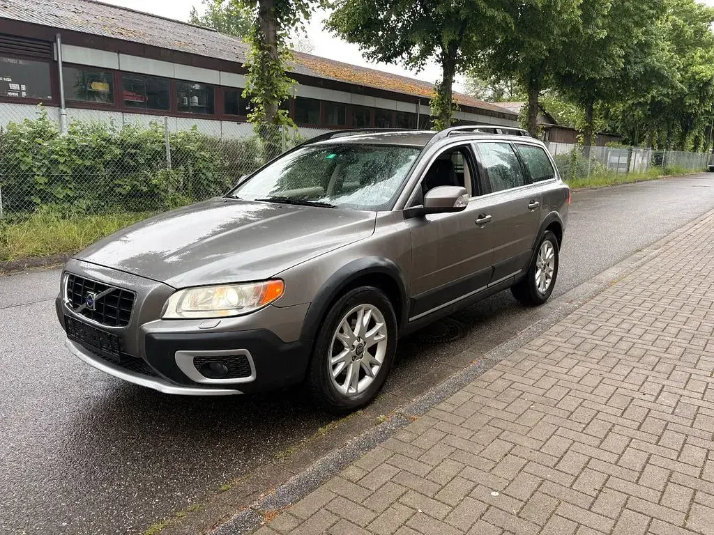 Usata Volvo XC70 Summum 185 CV (136 kW) 2008 Grigio Station wagon