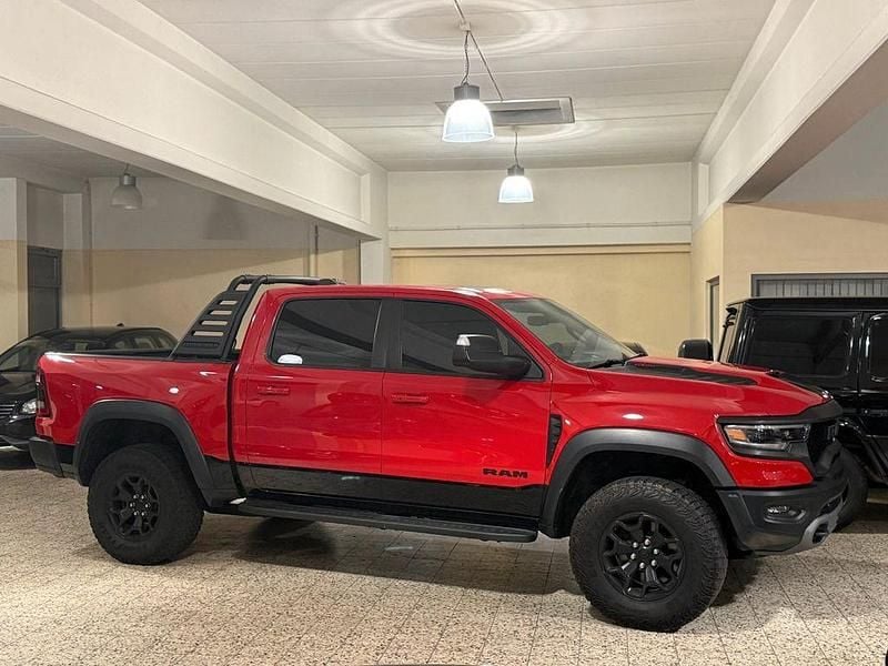 Rot Gebraucht 2022 Dodge Ram Abholung | 91.900 € (Superpreis) - Bild 1/4