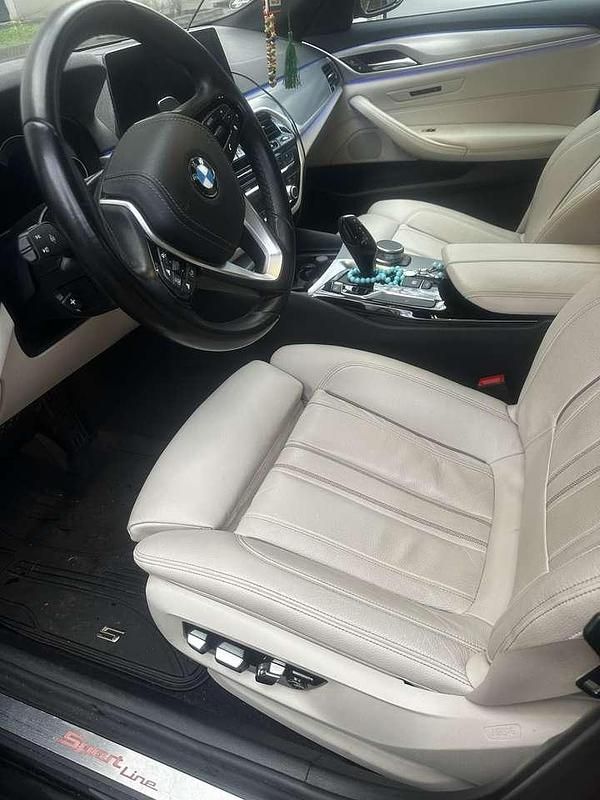 Gebraucht BMW 520 Luxury Line 190 PS (139 kW) 2019 Limousine