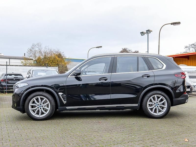 Gebraucht BMW X5 Sport Line 489 PS (359 kW) 2023 Sapphireschwarz SUV