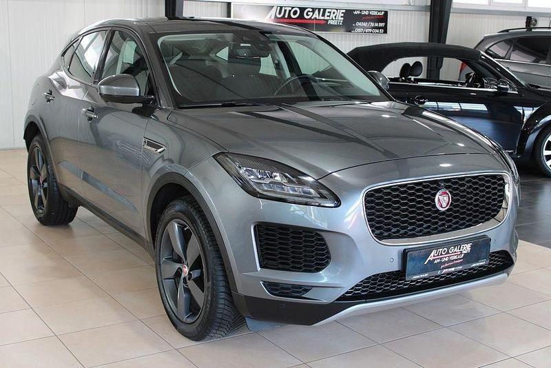 Grau Gebraucht 2018 Jaguar E-Pace SUV | 16.990 € (Etwas zu teuer) - Bild 1/4
