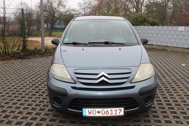 Gebraucht Citroën C3 Advance 68 PS (50 kW) 2006 Grau Limousine