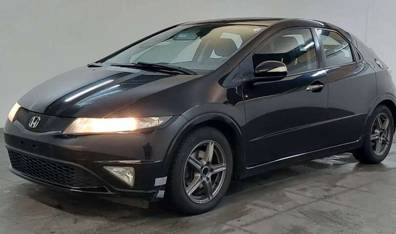 Crystal black p. Gebraucht 2010 Honda Civic Sport Limousine | 4.500 € (Fairer Preis) - Bild 1/4