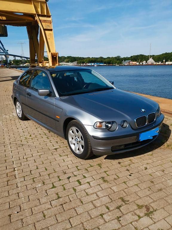Silber Gebraucht 2003 BMW 316 Compact Kleinwagen | 3.300 € (Fairer Preis) - Bild 1/4