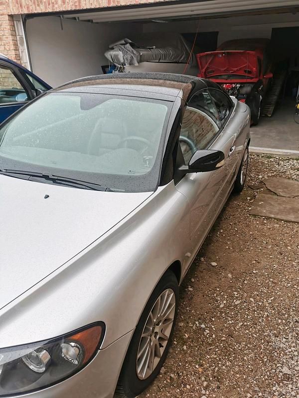 Gebraucht Volvo C70 140 PS (102 kW) 2007 Andere farben Cabrio