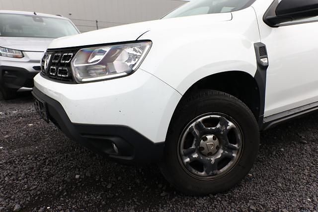 Gebraucht Dacia Duster Comfort 114 PS (83 kW) 2018 Gletscherweiß gletscherweiß SUV