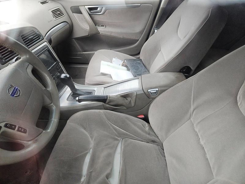 Gebraucht Volvo V70 137 PS (100 kW) 2004 Blau Kombi