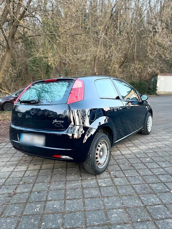 Gebraucht Fiat Punto 77 PS (56 kW) 2009 Blau Kleinwagen