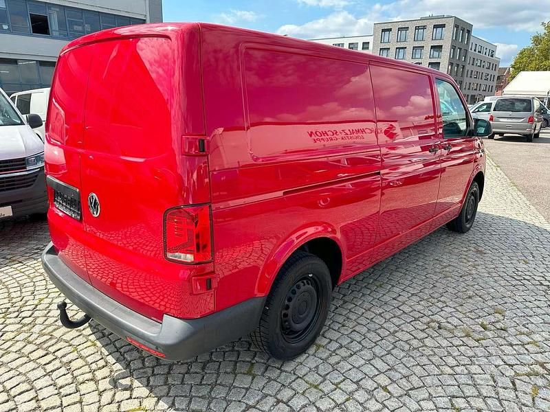 Gebraucht VW Transporter 110 PS (80 kW) 2021 Tornadorot Van