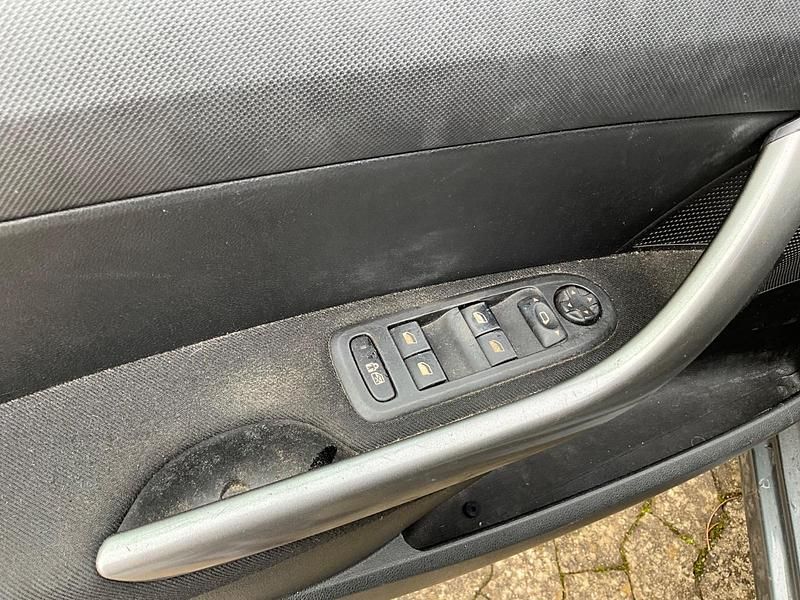 Gebraucht Peugeot 308 SW 120 PS (88 kW) 2008 Grau Kombi