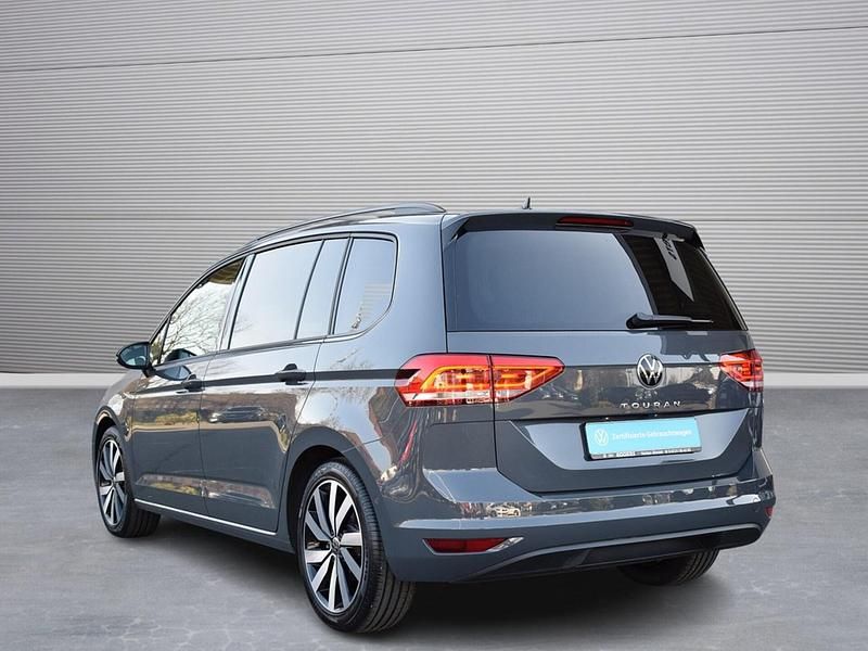 Gebraucht VW Touran Highline 150 PS (110 kW) 2025 Grau Van / Kleinbus