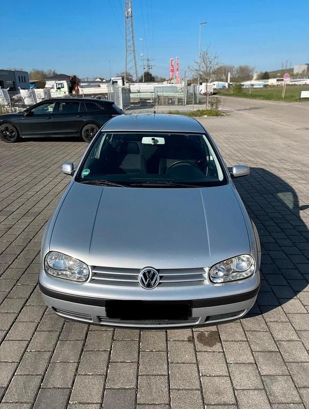 Gebraucht VW Golf IV 75 PS (55 kW) 2000 Silber Kleinwagen