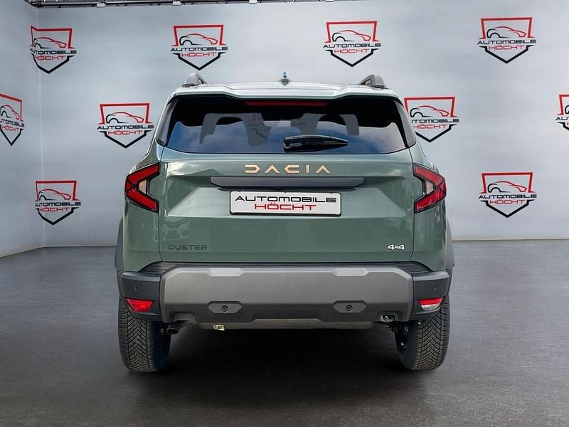 Neu Dacia Duster Extreme 131 PS (96 kW) 2025 Grün SUV