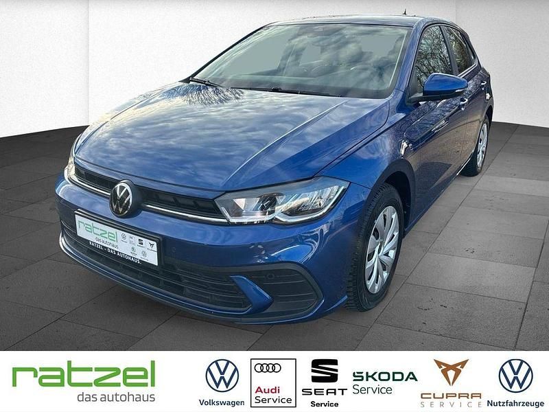 Blau Gebraucht 2022 VW Polo Basis Kleinwagen | 14.439 € (Fairer Preis) - Bild 1/4