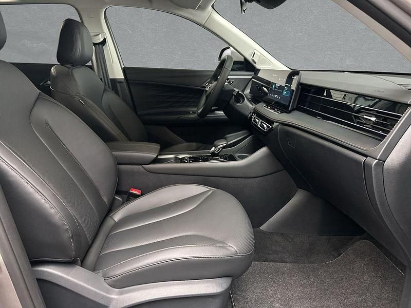 Neu MG HS 224 PS (164 kW) 2025 Silber SUV