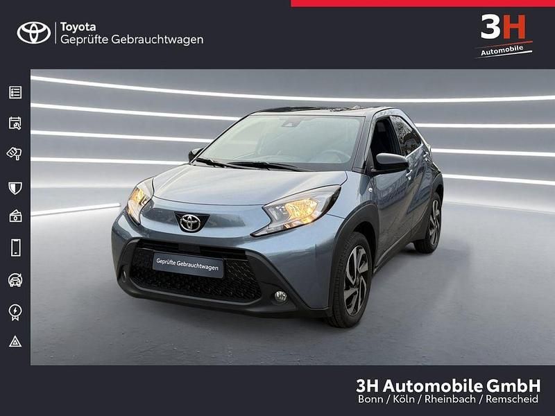 Grau Gebraucht 2025 Toyota Aygo X Basis SUV | 16.990 € (Fairer Preis) - Bild 1/4