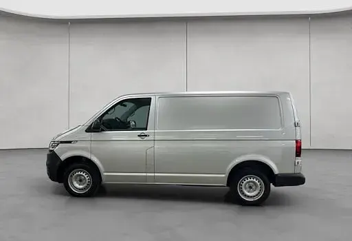 Gebraucht VW T7 150 PS (110 kW) 2025 Silber Van