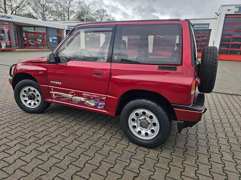 Gebraucht Suzuki Vitara 80 PS (58 kW) 1992 Rot SUV