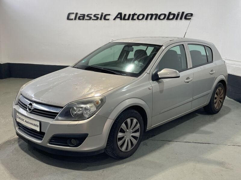 Pannacotta m2 Gebraucht 2005 Opel Astra Edition Limousine | 1.450 € (Guter Preis) - Bild 1/4