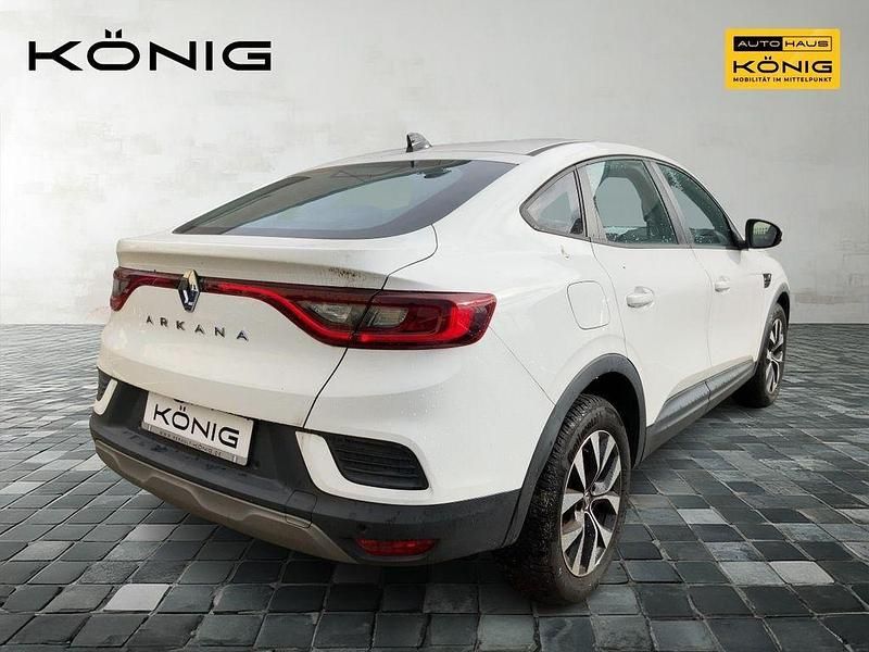 Gebraucht Renault Arkana Equilibre 140 PS (102 kW) 2023 Schneeweiß SUV