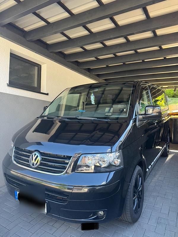 Schwarz Gebraucht 2006 VW Caravelle Van / Kleinbus | 9.500 € - Bild 1/4
