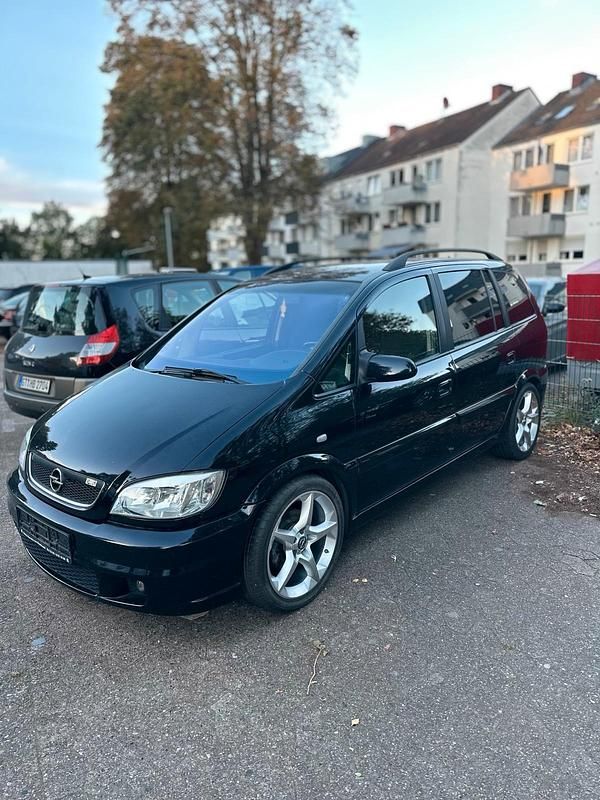 Schwarz Gebraucht 2004 Opel Zafira OPC Kombi | 2.500 € (Fairer Preis) - Bild 1/4
