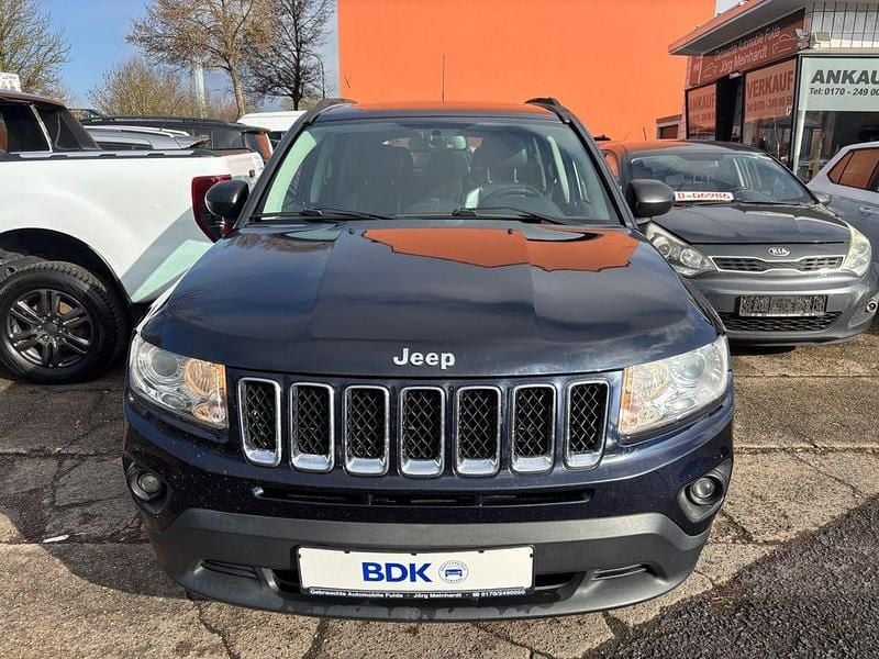 Gebraucht Jeep Compass Limited 163 PS (119 kW) 2011 Schwarz SUV