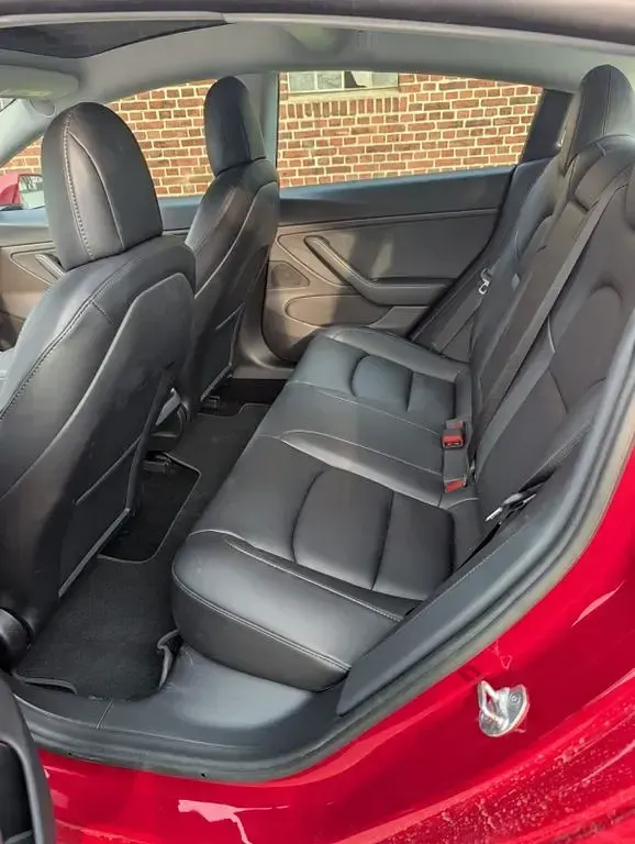 Used Tesla Model 3 366 kW (498 HP) 2020 Red Sedan