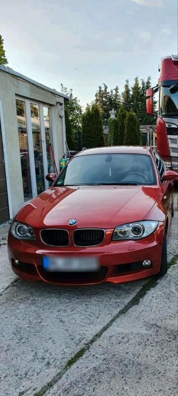 Rot Gebraucht 2008 BMW 125 Coupé Coupé | 18.000 € - Bild 1/1