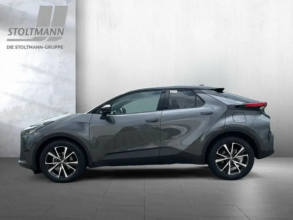 Gebraucht Toyota C-HR 140 PS (102 kW) 2025 Grau SUV