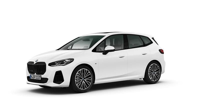 Gebraucht BMW 220 Active Tourer Luxury Line 156 PS (114 kW) 2026 Van / Kleinbus