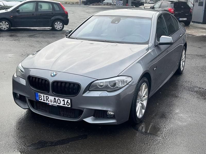 Grau Gebraucht 2011 BMW 535 M Sport Limousine | 10.500 € (Fairer Preis) - Bild 1/4