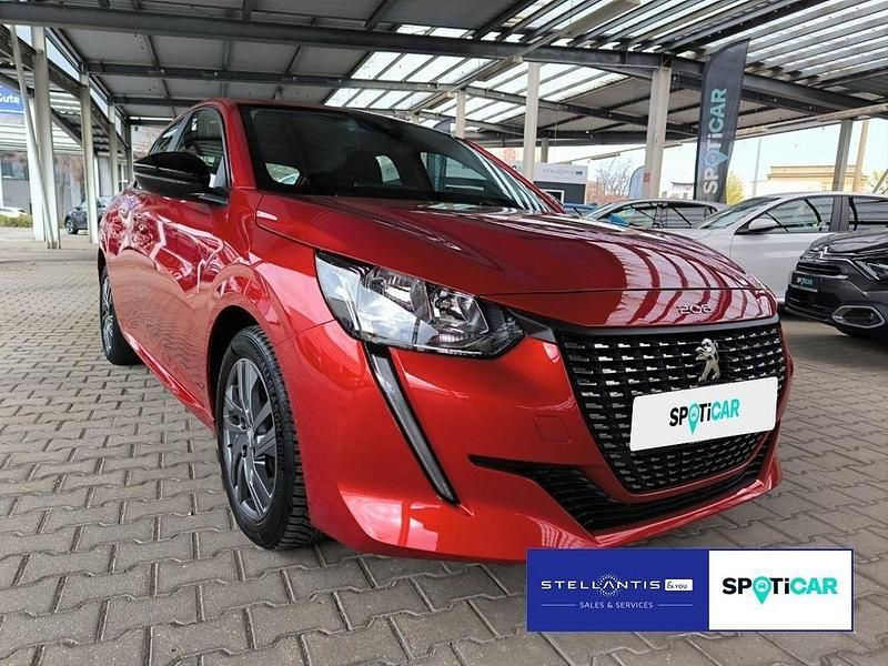 Gebraucht Peugeot 208 Active 101 PS (74 kW) 2022 Rot Kleinwagen